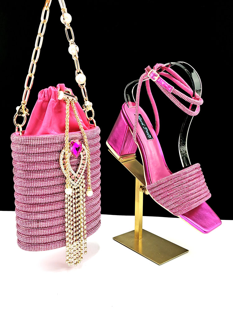 صنادل وحقائب نسائية رائجة البي - مراجعة Women Bags Designer وسعره
